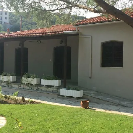 Ismini Casa de Férias